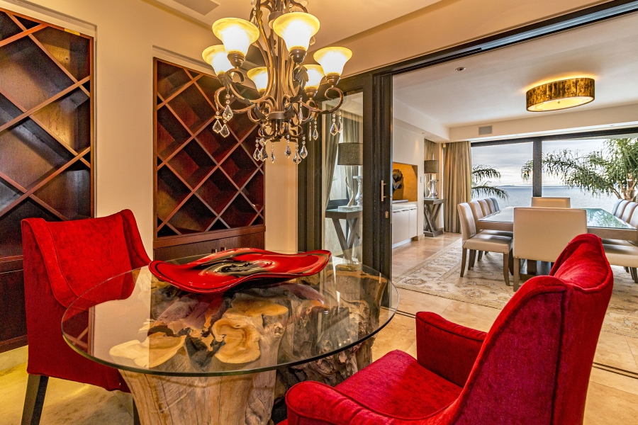 To Let 4 Bedroom Property for Rent in Mountainside Western Cape